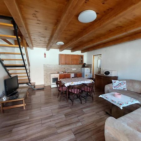 Orban Nyaralohaz Villa Kovagoors Exteriör bild